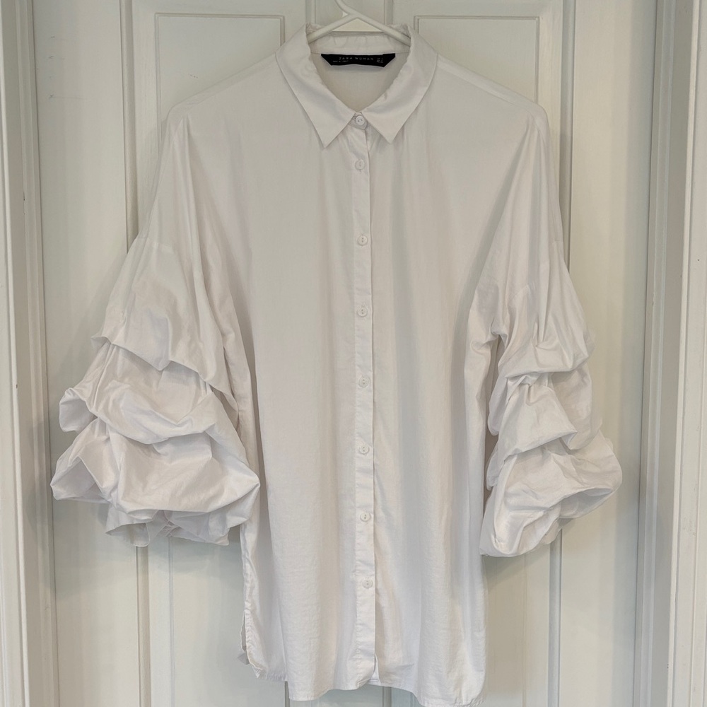 Women’s Zara White Ruffled Sleeve Statement Piece Button up Top - Picture 5 of 12